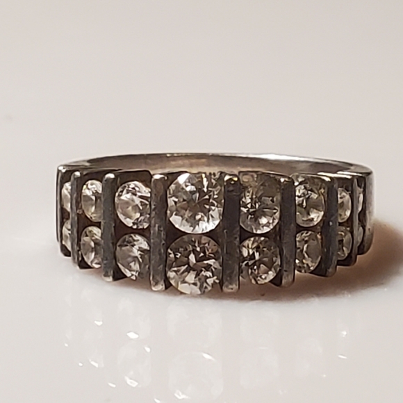 Sterling silver with CZ stone ring - Picture 4 of 12